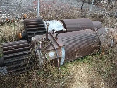 Farrel 26" x 38" Cracker Mill Front Roll