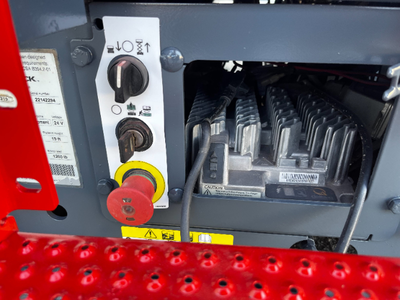 USED 2019 Skyjack SJ3219