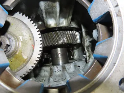 Sew KF76DT100L8/4 75.56:1 Ratio 11-22.5RPM 1.2/2.5 Gear Reducer