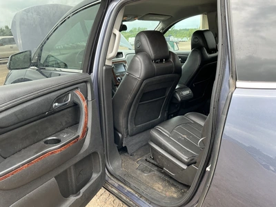 USED 2014 CHEVROLET TRAVERSE