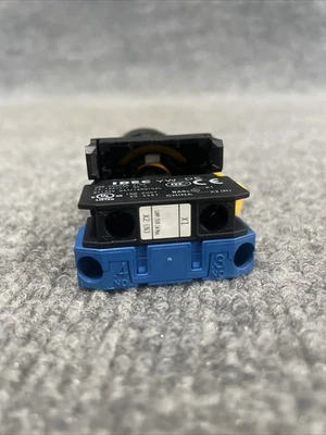 Used IDEC YW-DE YW-E-10 Misc Electrical & Power Parts California US | Davliegogo LLC #1710653