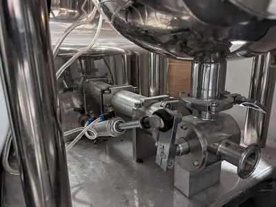 Servo Piston Pump w/ Balance Tank