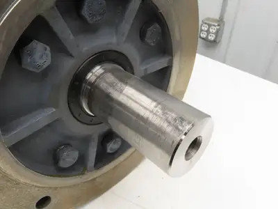 Guomao GFF87R57-YVP2.2-4P-452-M6 Gear Motor 452:1 Ratio 4rpm 2.2kw 480V 3PH