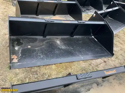 New Tomahawk 96” snow/mulch skid steer bucket, welded on high carbon cutting edge, skid steer...