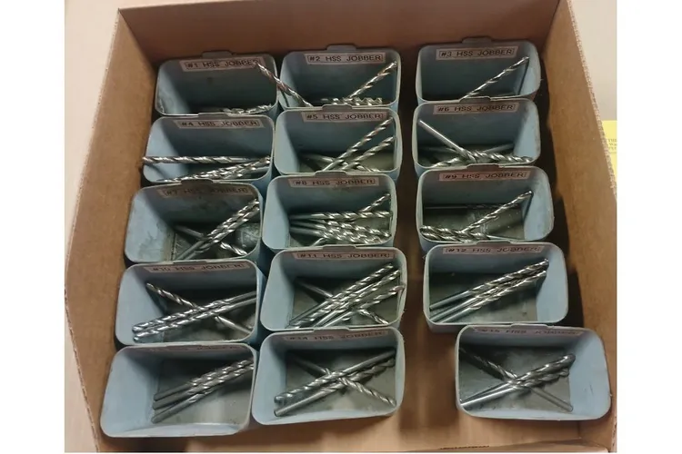 Used _UNKNOWN_ _UNKNOWN_ Jobber Length Drills Ohio US | Thompson Auctioneers #1547377