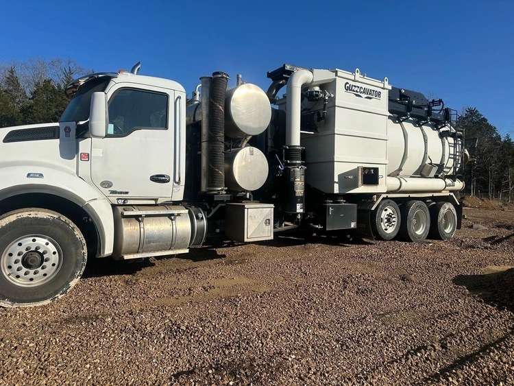 2020 GUZZLER GUZZCAVATOR Hydro Excavator | VacSource