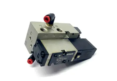 NVFS2100-3F | SMC  Solenoid Valve 4/5 Port NVF2000-1 Base - Used