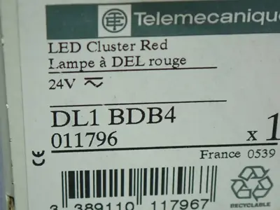 Telemecanique LED Cluster Dl1bd6 Blue & Dl1bd4 Red, 2pcs