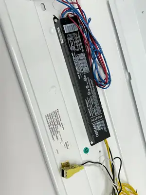New | in-Stock Lithonia Lighting SB 2 17 Mvolt GEB10PS Lighting Michigan US | Maverick Industrial Sales #1397570