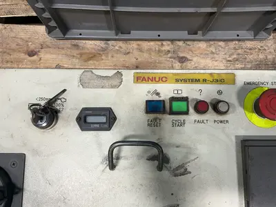 Used 2006 FANUC ARC MATE 120IB/10L Robots Ohio US | HGR 24 #1345762