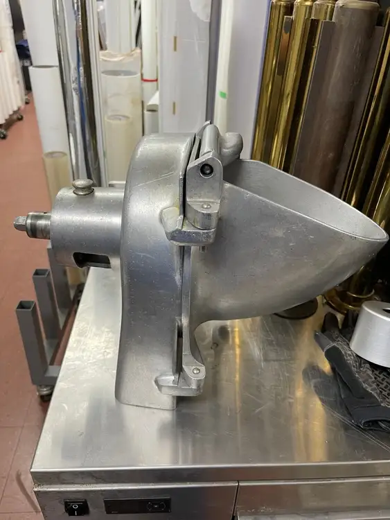 Used Hobart Used Hobart VS9-12 9" Vegetable Slicer/Adjustable Slicer Attachment Plate - JS Food, Restaurant, & Bakery Parts & Accessories Illinois US | Falcon Restaurant Supply #1376227