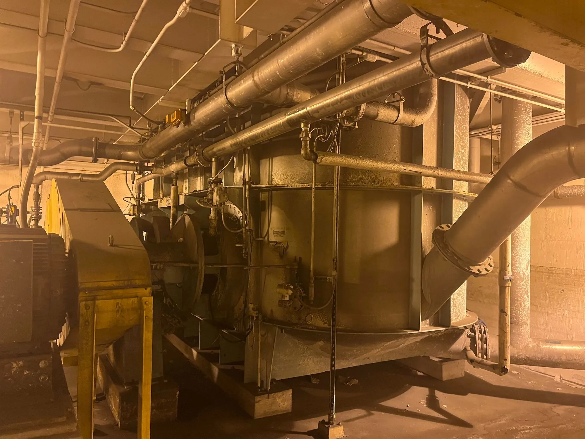 USED VOITH 18,585 gallons