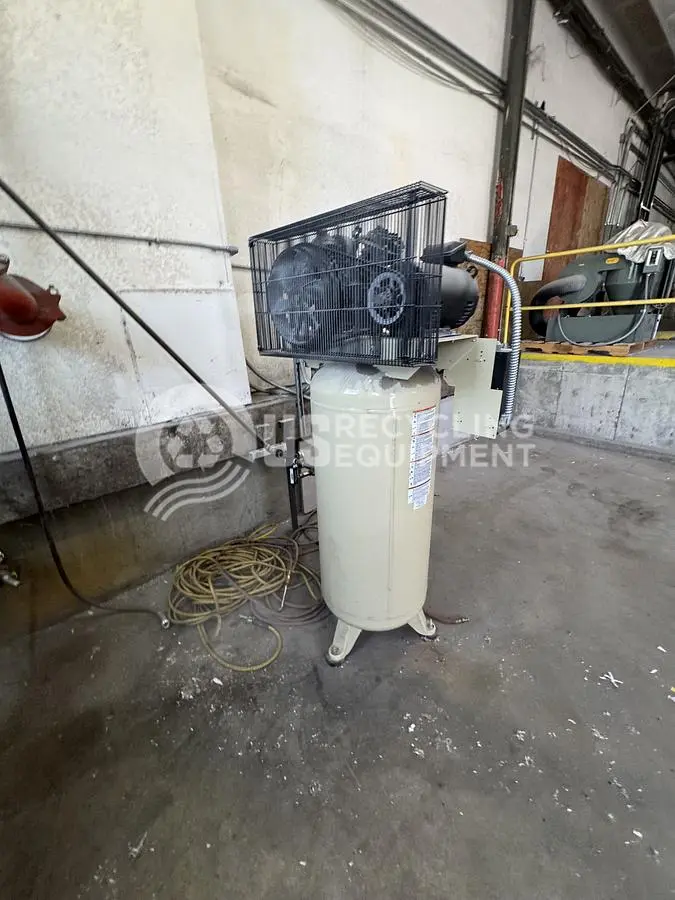 USED INGERSOLL RAND 2340 5HP AIR COMPRESSOR