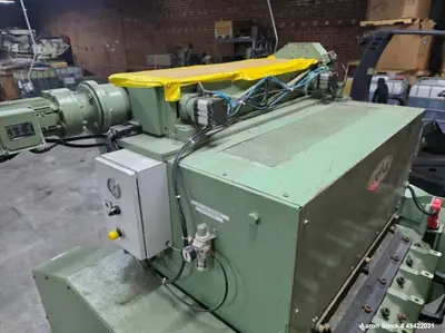 USED CONAIR CW1836