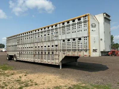 Used 2007 MERRITT 53' ALUMINUM LIVESTOCK Agricultural Trailers Michigan US | Miedema Asset Management Group #1328961