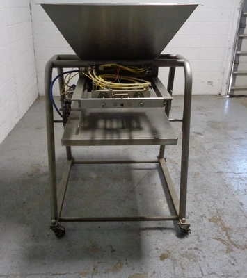 Used HINDS BOCK 4P-18 Depositors California US | BakeryEquipment.com #1554766
