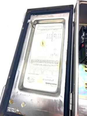 USED SQUARE D STAINLESS STEEL HEAVY DUTY SAFETY SWITCH SERIES E1 600V 60A