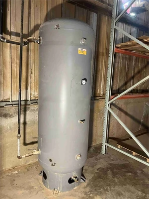 Used _UNKNOWN_ _UNKNOWN_ Pressure Tanks California US | MachineryMax #1321352