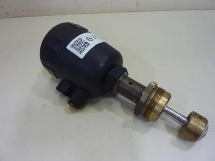 Used BURKERT EASY FLUID CONTROL 2000 A 25,0 PTFE Valves/Fittings Michigan US | Ideal Machinery #706345