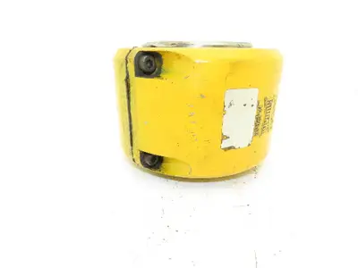 Tsubaki CR6022 Roller Chain Shaft Coupling 35mm x 55mm Bore