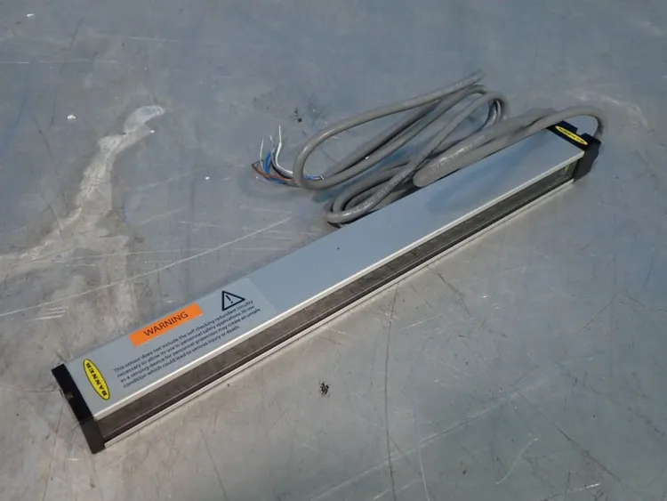 New | in-Stock BANNER LX12R Photoelectric Sensors Ohio US | HGR 24 #755498
