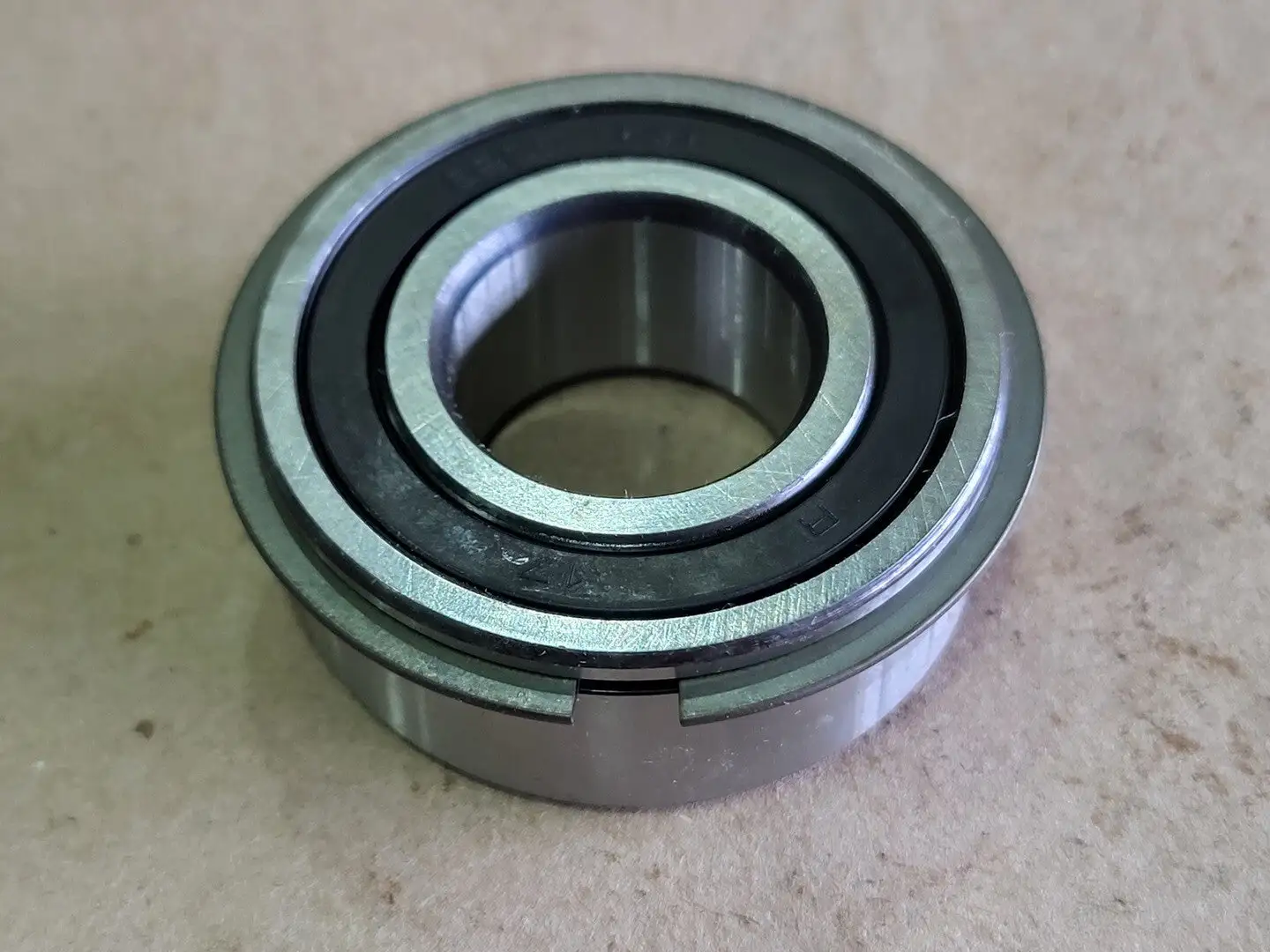 NEW NSK 3205B-2RSRNTNGC3