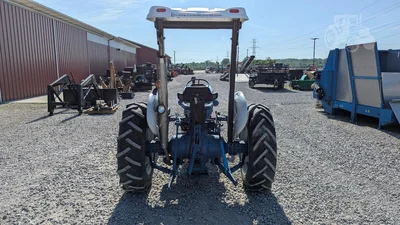 USED 1985 FORD 2910