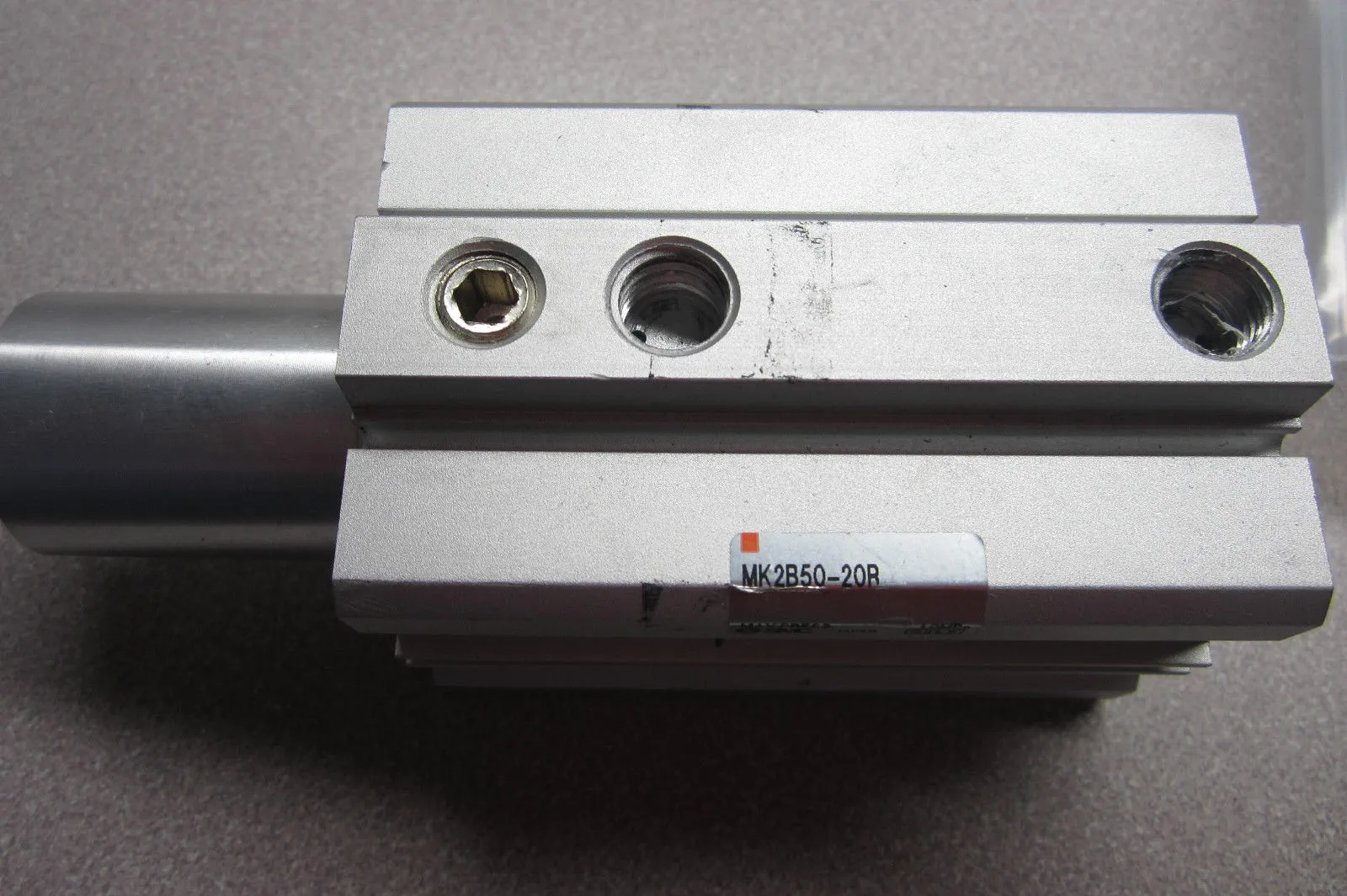 SMC MK2B50-20R ROTARY CLAMP CYLINDER MK2B5020R