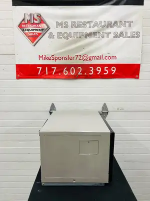 Amana RCS 10MPA Commercial Microwave 1000W 120v Refurbished & Works