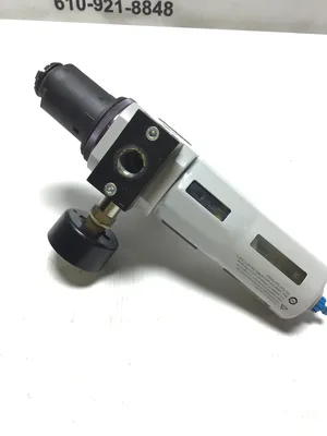 Festo LFR-D-MIDI/A643 Filter Regulator & Pressure Gauge Max Press 240PSI (16bar)