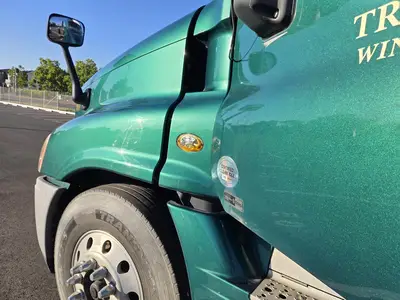 USED 2012 FREIGHTLINER CASCADIA 125