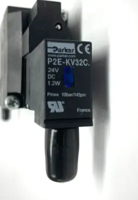 B562BB549C | Parker  Double Solenoid Valve 3-Port 3/8" P2E-KV32C Solenoids - New