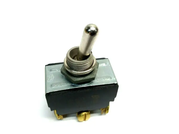 Used EATON 6 TERMINALS 10A 250 / 15A 125VAC 3/4HP Relays & Switches | Maverick Industrial Sales #1116053