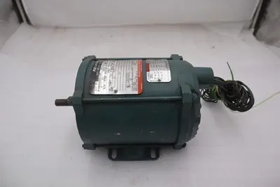 RELIANCE ELECTRIC P48H2302N-YP DUTY MASTER AC MOTOR 1/4 HP STOCK #M-35