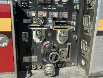 Used 2005 SUTPHEN CUSTOM Fire Trucks Florida US | Truck and Van Outlet #1509168