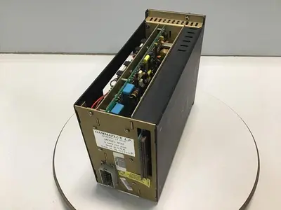 USED HUSKY 9152