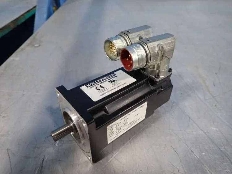 Used KOLLMORGEN AKM22EENBNDB00 Servo Motors | HGR 24 #730895