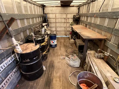 Used 2000 _UNKNOWN_ _UNKNOWN_ Fuel & Lube Trucks Oregon US | KNM Equipment Sales & Service #1363592
