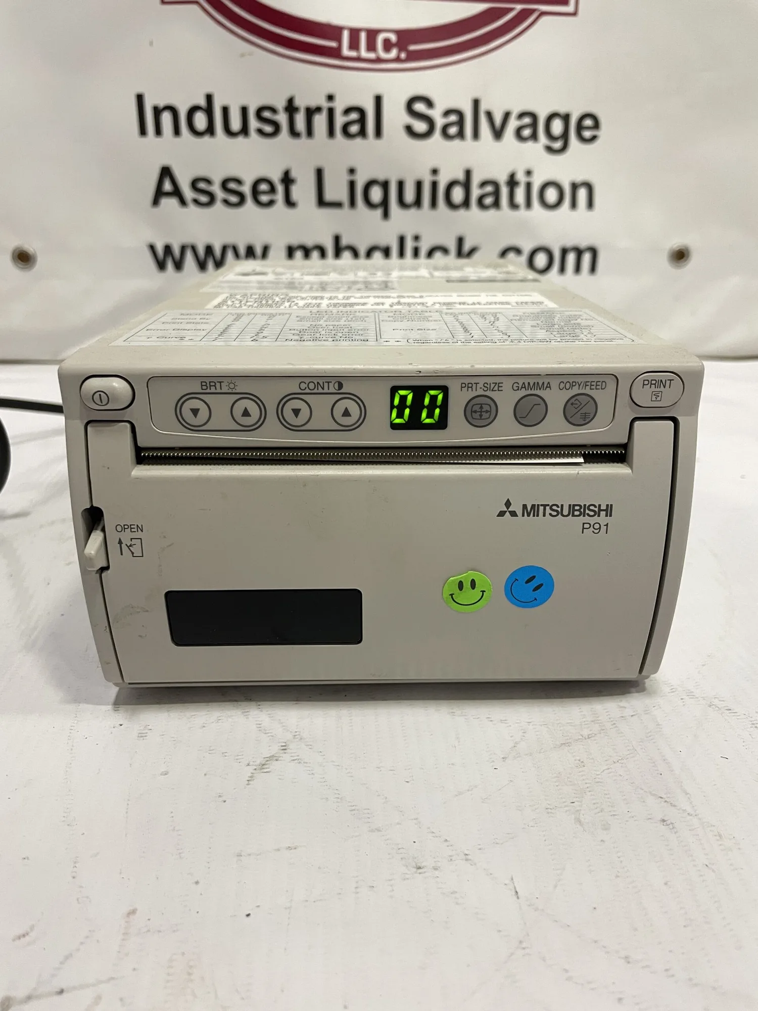 Mitsubishi P91W Monochrome Thermal Video Printer 120/220-240V