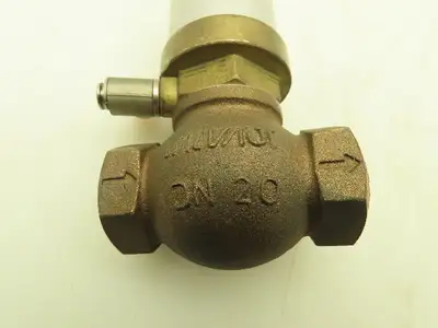 Valvaut Effepi Z200206E Pneumatic Controlled Globe Valve 3/4" NPT PTFE Bronze