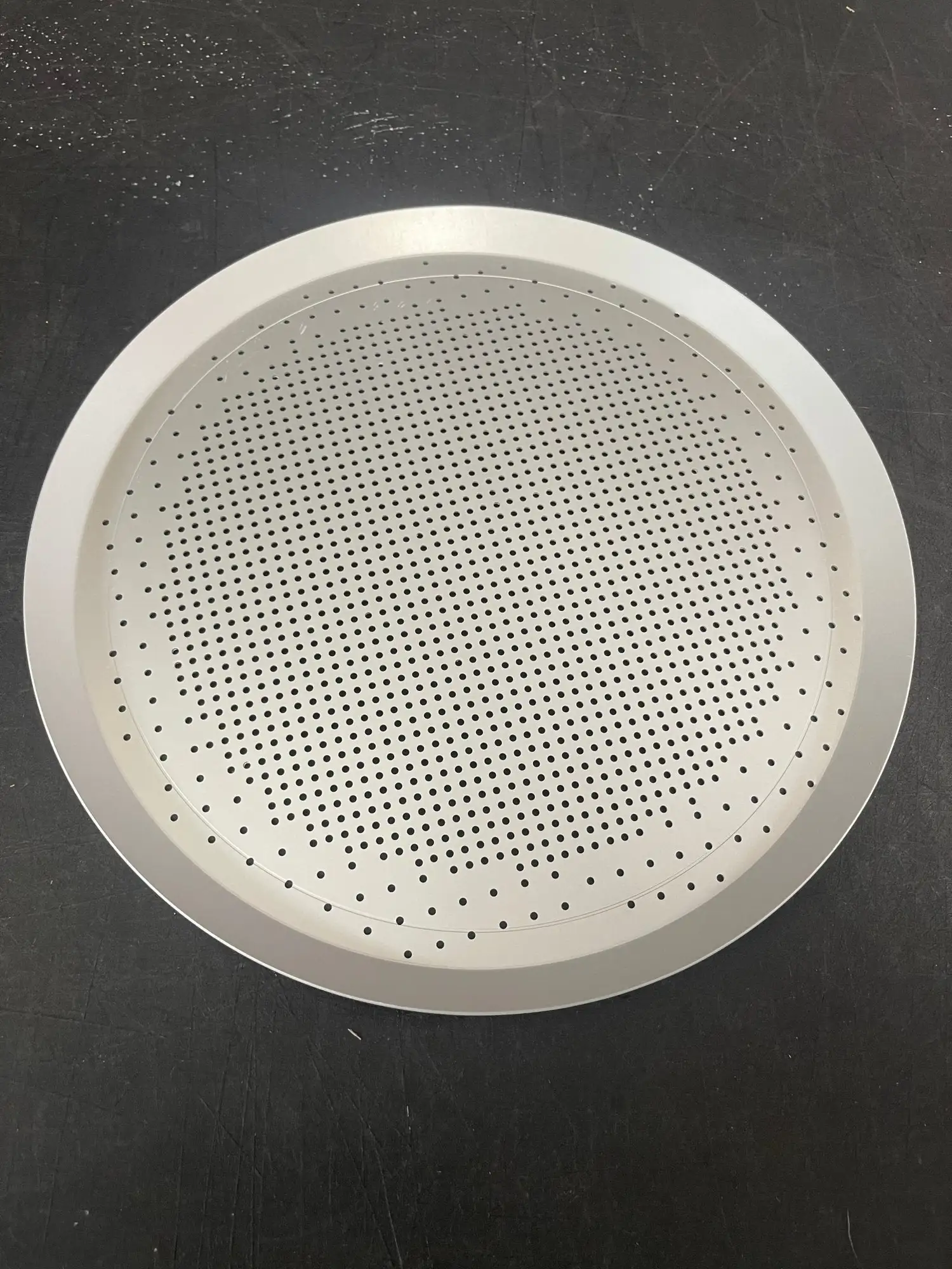 New | in-Stock Carlson New 15" Carlson Large Perforated Pizza Hut Pizza Pan Pans Illinois US | Falcon Restaurant Supply #1375687