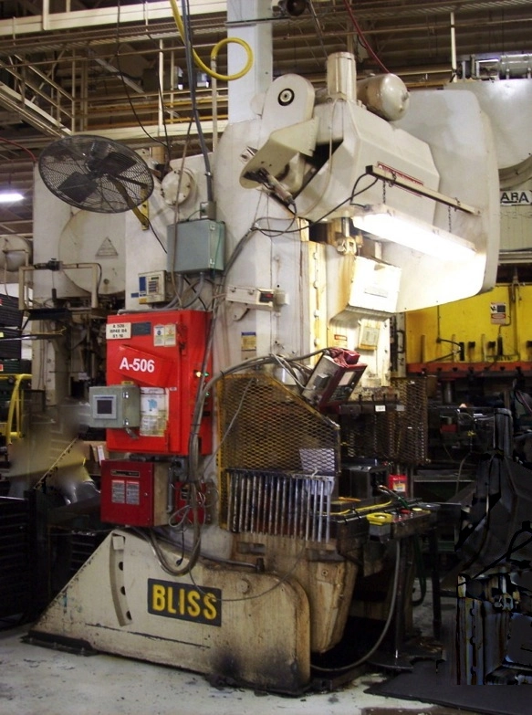 110 BLISS OBI PRESS, 110-42-27, 10" STR, 4" ADJ, 17" SH, 42" LR X 27" FB BA, 40 SPM