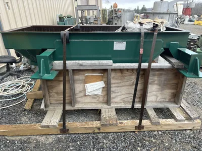 Carman Industries BF-30HFS7 Adjust-A-Flow Vibrating Feeder Shaker Table