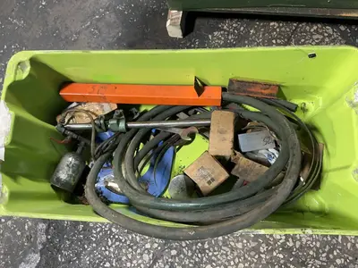 Used 1988 DAKE JOHNSON V40 Vertical Band Saws Ohio US | HGR 24 #1413200