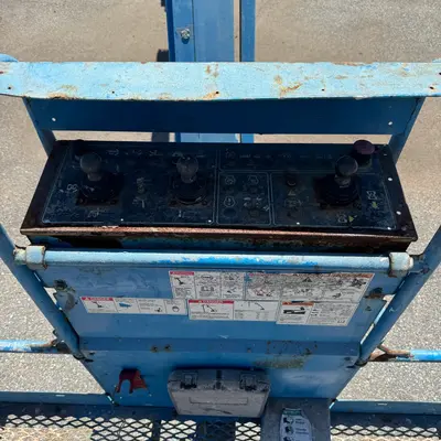 USED 2015 Genie Z-62/40