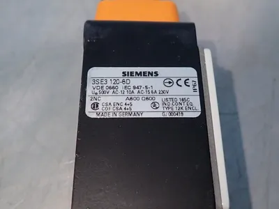 New | in-Stock SIEMENS 3SE3 1206D Relays & Switches | HGR 24 #739422