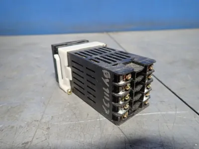 Used OMRON E5CJC2F Electrical Controls | HGR 24 #748082