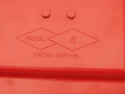 Insul-8 83FO-PL Hanger Clamp 300A Module Safe-Lec-Bar Lot of 2
