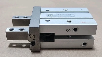 USED SMC MHZ2-25D1