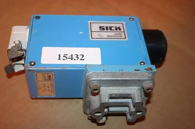USED SICK OPTIC ELECTRONIC LUT1-520